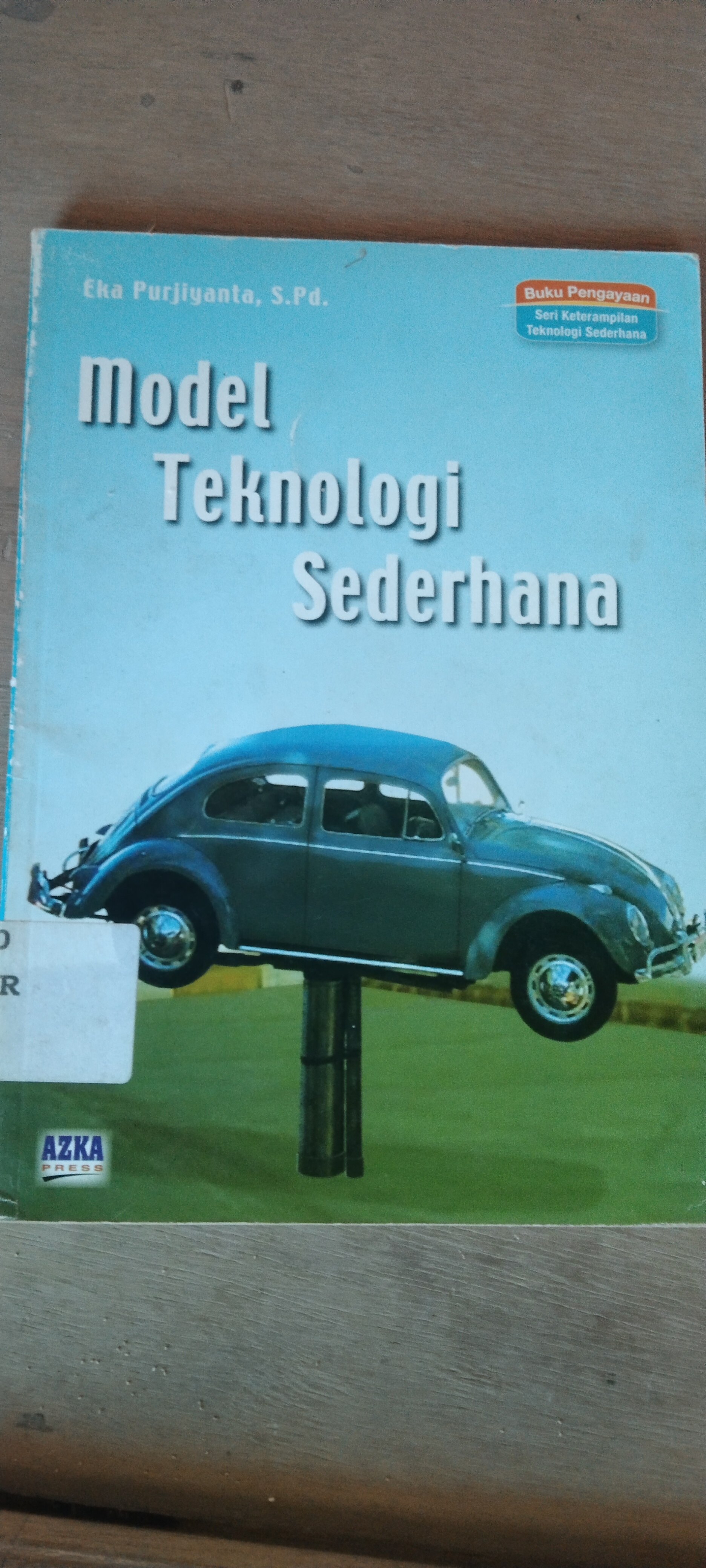 Model Tehnologi Sederhana