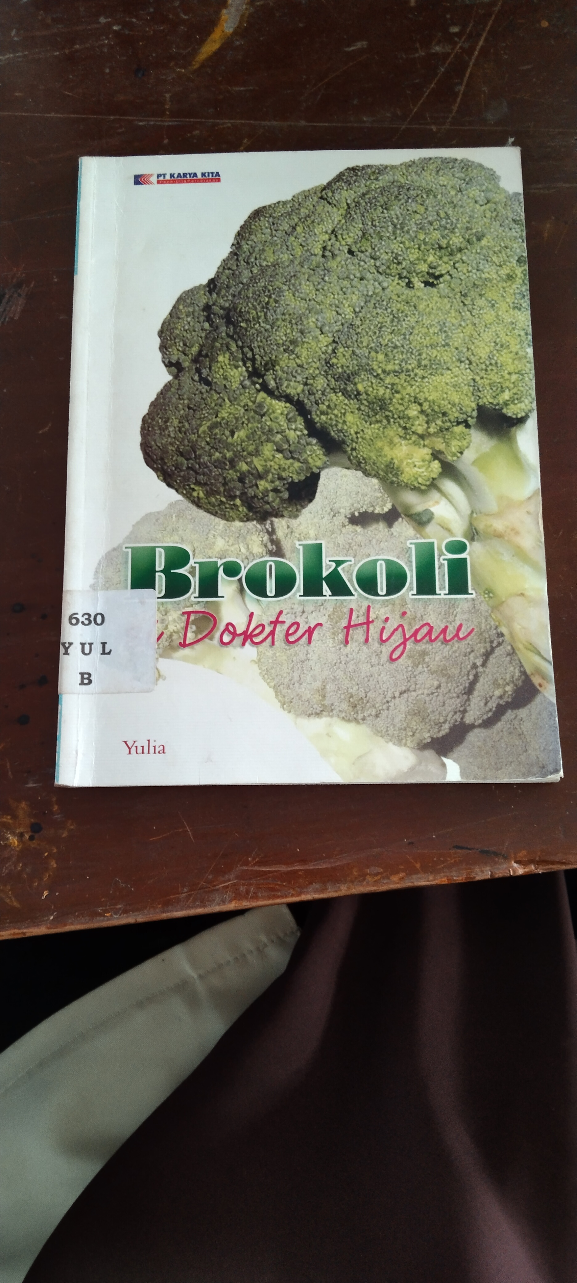 Brokoli si Dokter Hijau 